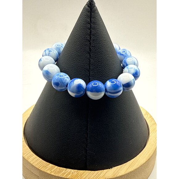 Blue & White Swirl Beaded Stretch Bracelet With Star Charm - Picture 2 of 3
